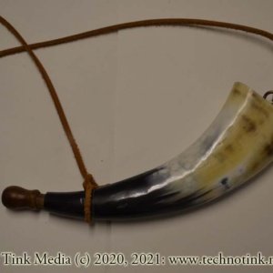 Pirate Gun Powder Horn, Polished and carved - White, black, tan coloring. - Image 2