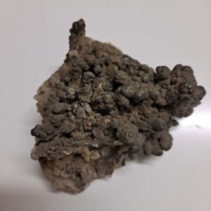 Medium Goethite on Quartz mineral specimen - Image 3