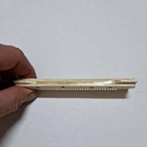 Hand made Viking bone comb 5 x 1 inch - Image 5