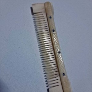Hand made Viking bone comb 5 x 1 inch - Image 8