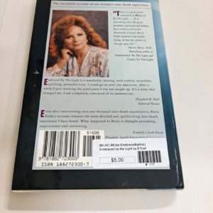 Embraced by the Light by Betty J. Eadie (hardcover) - Image 3