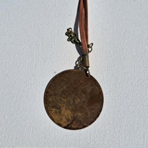 A 3 metal circle Pendant necklace - Image 4