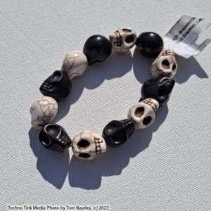 Large Black and white skull magnesite bead bracelet - Image 2