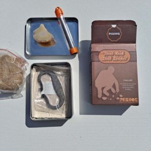 Pskook Fire Starter Flint Rock and Steel Striker Kit - Image 3