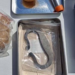 Pskook Fire Starter Flint Rock and Steel Striker Kit - Image 4