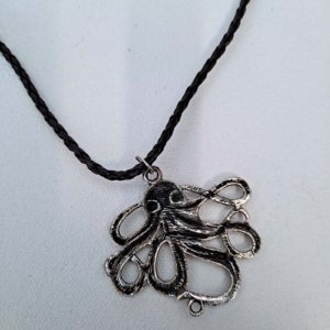 Pewter Octopus Cthulu Kraken Pendant Necklace - Image 11