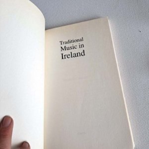 Traditional Music in Ireland by Tomas O Canainn - Used - Image 9