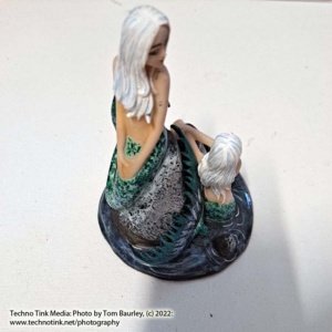 Mermaid Duo on Rocks Figurine - Image 6