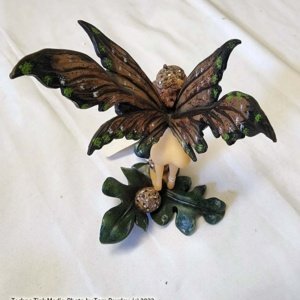 Amy Brown Acorn Pixie Figurine - Image 5