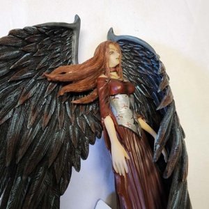Amy Brown Large Eclipse Faerie Figurine - Image 8