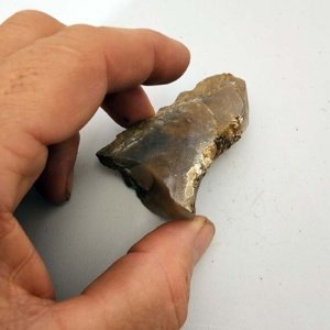 Medium sized Chalcedony (Agate) Quartz  Chunk from New Mexico approx 1.75x1 inches, 2.5 oz - Image 9
