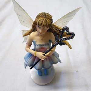 Faerie Glen "Dream" Fairy Girl Figurine - Image 5