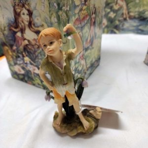 Meadow Fairies Medium Boy Fairy Figurine (Missing Wings) - Image 2