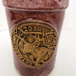 Pinkish Red Magenta Medieval Style Ceramic Tankard 2010 White Hart - Image 3