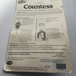 Fun World Countess Makeup Kit - Image 5
