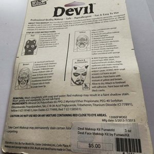 Fun World Devil Makeup Kit - Image 8