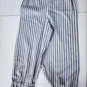Blue and white verticle striped child bloomers - Pirate style one size - Image 6