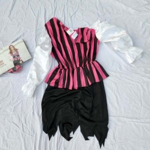 Large Pink/Black/White Sexy Pirate Outfit - Image 12