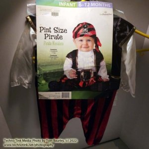 Pint Size Pirate Outfit/Onesie for Infant 12-18 months - Image 2