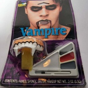 Fun World Vampire Makeup Kit - Image 2