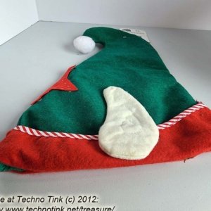 Green Felt Elf Hat with Red Trim and Star - Image 3