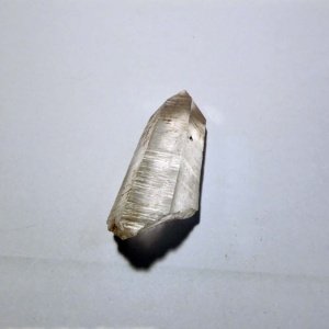Small Clear Quartz Crystal 2" x 1" x .75" - Image 7