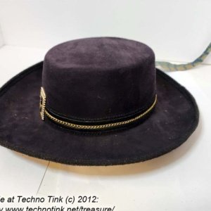 Pirates of the Carribean Angelica Pirate Hat with Feather - Image 4
