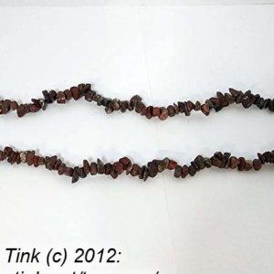 string of medium reddish brown chips (possibly jasper) 34"  x1/8" - Image 2