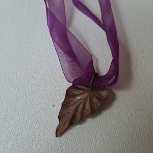 Bronze colored Leaf Pendant on Purple Ribbon Choker - Image 3