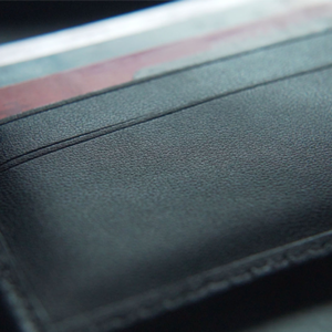 Speed Loader Plus Wallet (Gimmicks and Online Instructions) by Tony Miller and Mark Mason - Image 3