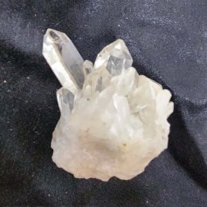 Quartz Crystal LG038 - Small-Medium Multi Point Cluster 2.5x2.5x2 - Image 12