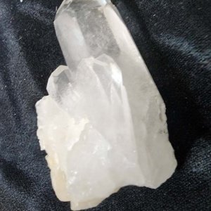 Quartz Crystal LG028 - Large  Triple Point Cluster 2.75x2x1 - Image 10