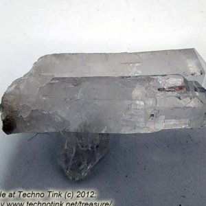 Quartz Crystal LG029 - Large Double Point Cluster  2.75x2x1.5 - Image 4
