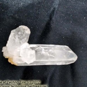 Quartz Crystal LG033 - Small-Medium Double Point Cluster 3x1.5x.75 - Image 13