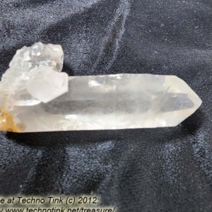 Quartz Crystal LG033 - Small-Medium Double Point Cluster 3x1.5x.75 - Image 14