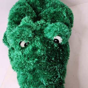 Green Alligator Chrisha Playful Plush Alligator Hat - Image 4