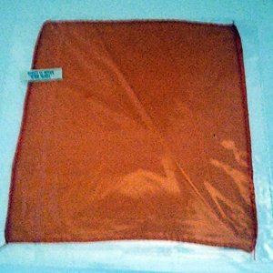 Silk 6 inch (Orange) Magic by Gosh - Trick - Image 3