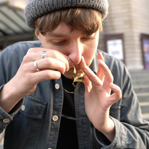 Bowtox (Gimmicks and Online Instructions) by Luke Oseland - Image 3