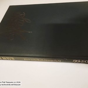 Amish Ways by Ruth Hoover Seitz / Photography by Blair Seitz (HC: 1991) - Image 3