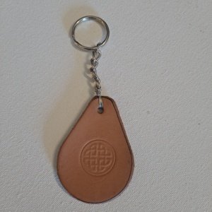 Leather Keychain with twisted metal loop: Celtic Circle or Thors hammer - Image 8
