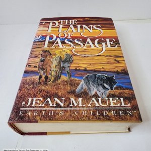 Plains of Passage by Jean M Auel (HC-2009/VG ) - Image 3