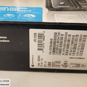 ARRIS SURFboard SBG6580 DOCSIS 3.0 Cable Modem/ Wi-Fi Router - Image 3
