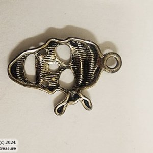 Hollow Silver Pewter Pirate Skull Pendant - Image 3