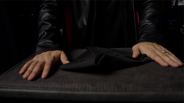 HAUNTED HANDKERCHIEF (Gimmicks and Instructions) by Apprentice Magic - Image 4