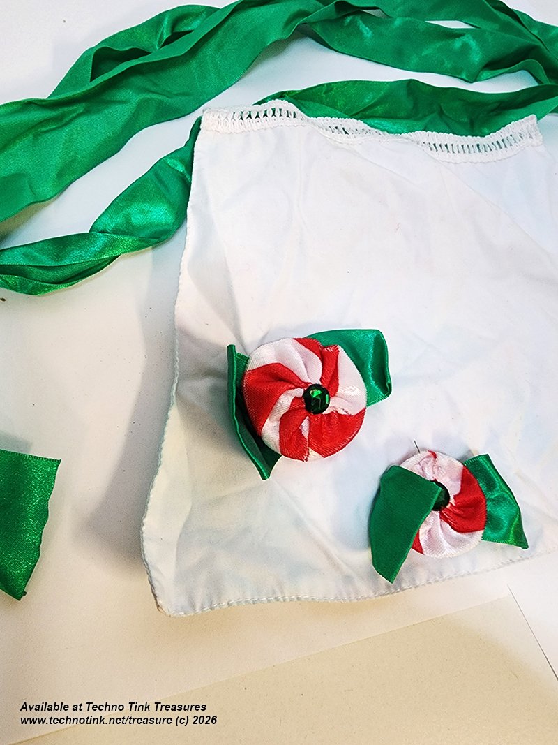 Apron - Peppermint Elf Green White Used - Image 5